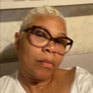 Meet your Posher, Sonia